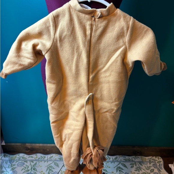 Incharacter Lion Costume Halloween Cozy Tan Kids Two Piece Costume - Picture 2 of 6